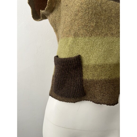 Free People Striped Earthy Cropped Wool Sweater Top size Med boho Rustic Fall - Picture 6 of 6